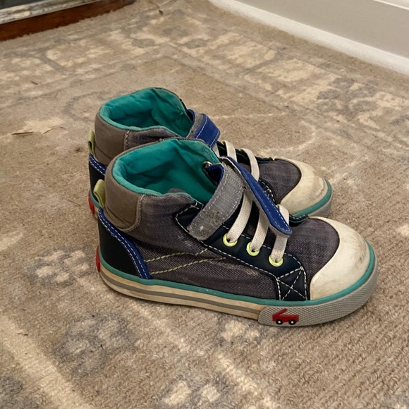 See Kai Run | toddler high tops size 8 - Picture 1 of 1